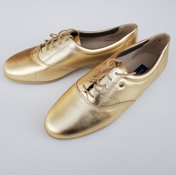 Easy Spirit Shoes - Easy spirit anti-gravity gold sneakers
